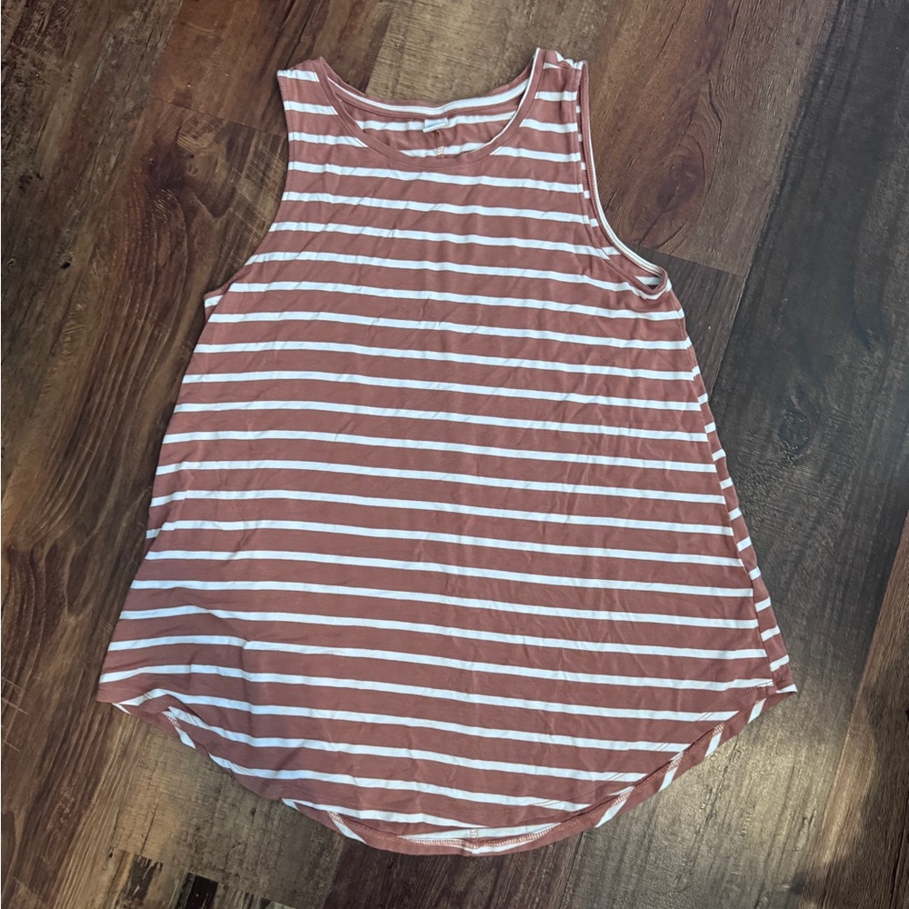 Old Navy Luxe Striped Tee in Tan and White
